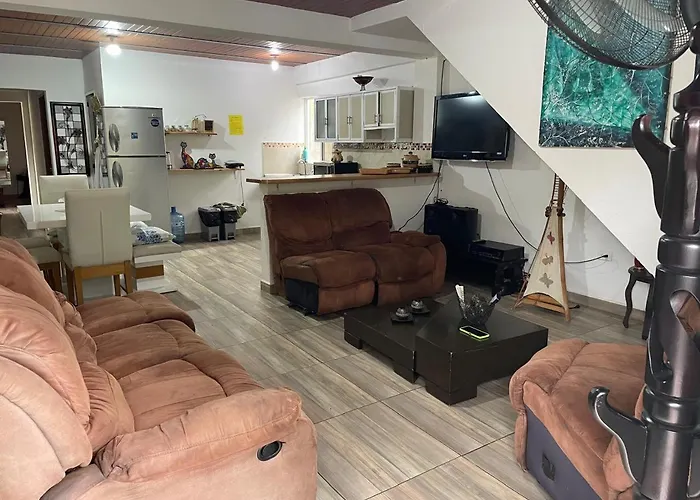 Las 5 Quintas - Acogedora Casa